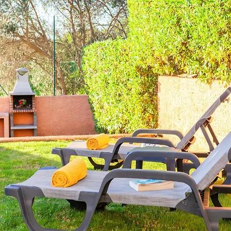 펜션 Townhouse In Albufeira Near Stunning Beaches 알부페이라